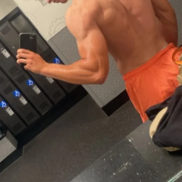 GYMSHARK MEN WORKOUT BODYBUILDING BODYBUILDER GYM SHORTS WORKOUT ORANGE ATHLETE - Picture 11 of 16